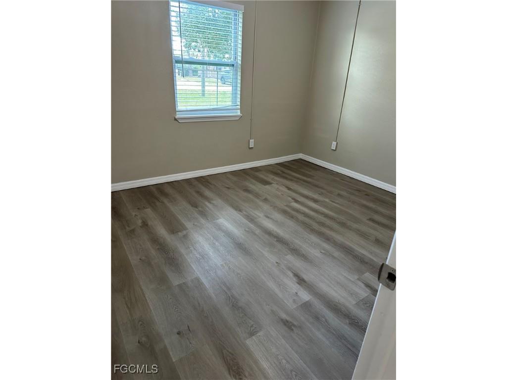 1111 Palm Avenue North Fort Myers FL 33903 2025012263 image6