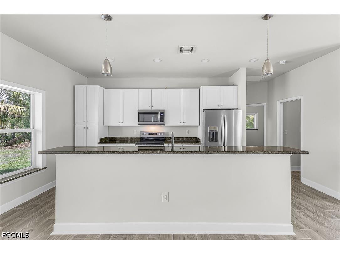 1111 SW 5th Terrace Cape Coral FL 33991 2026027079 image10