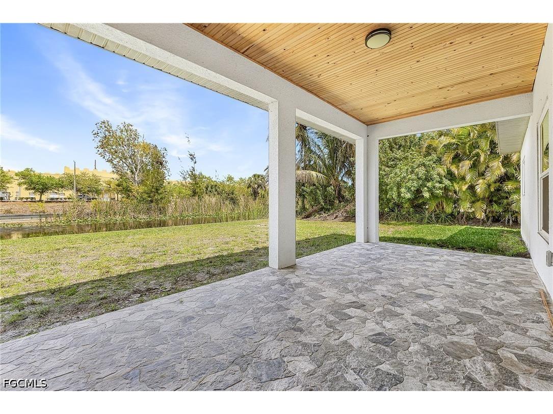 1111 SW 5th Terrace Cape Coral FL 33991 2026027079 image5