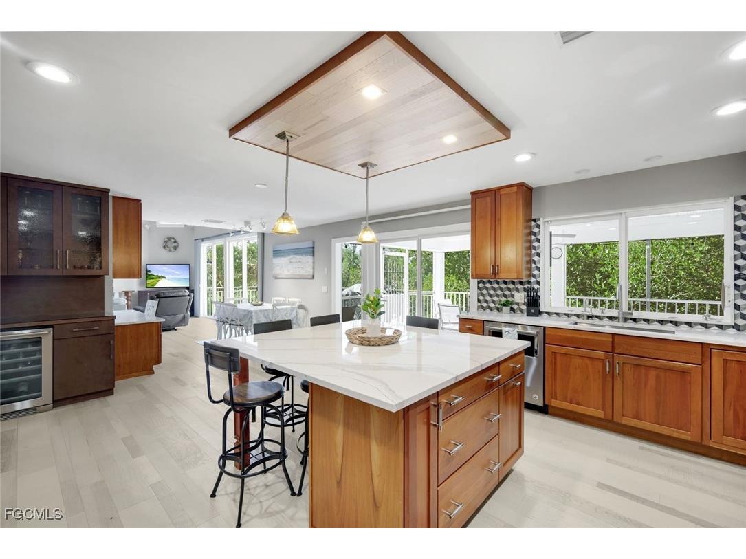 1111 Schooner Place Sanibel FL 33957 2025024630 image14