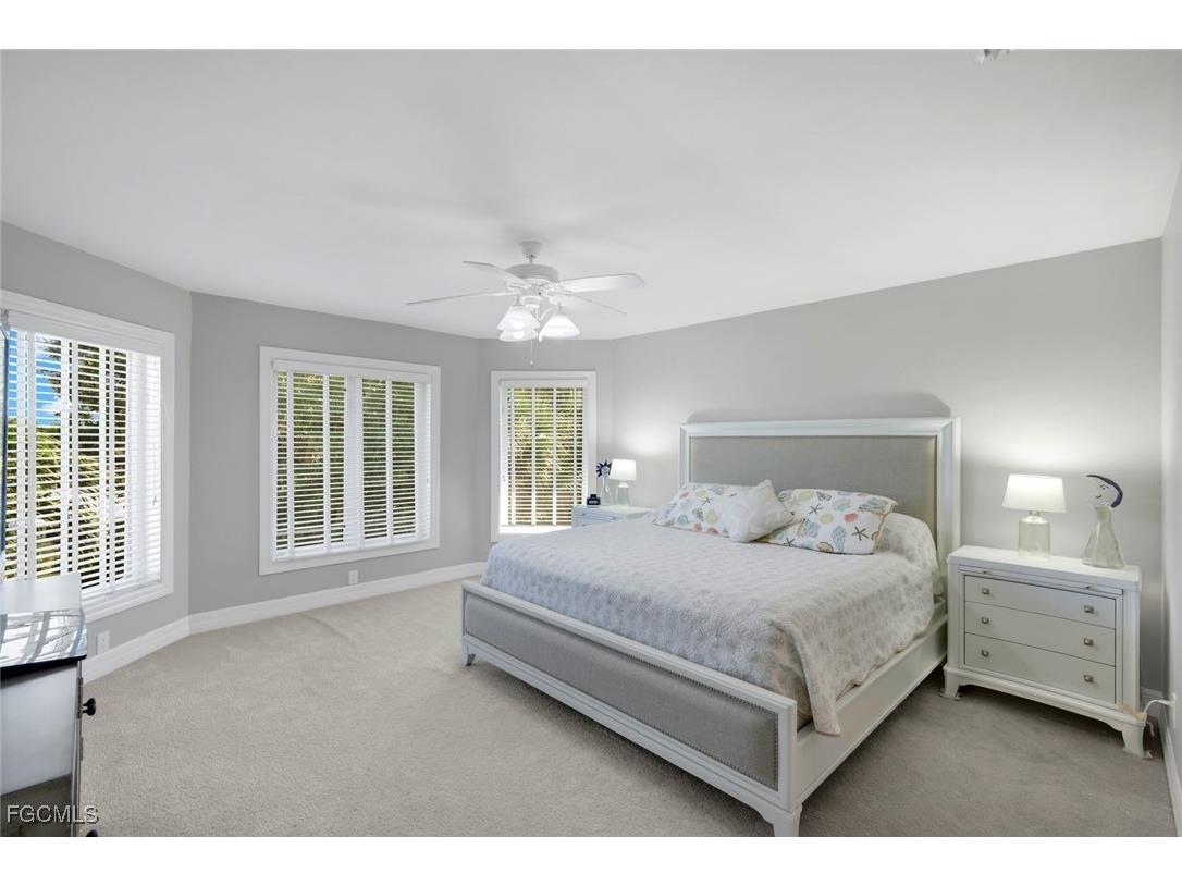 1111 Schooner Place Sanibel FL 33957 2025024630 image17