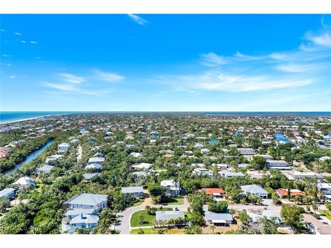 1111 Schooner Place Sanibel FL 33957 2025024630 image40