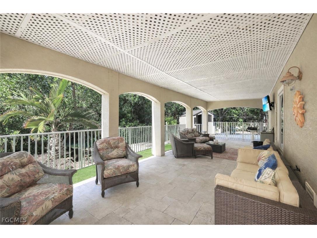 1111 Schooner Place Sanibel FL 33957 2025024630 image46