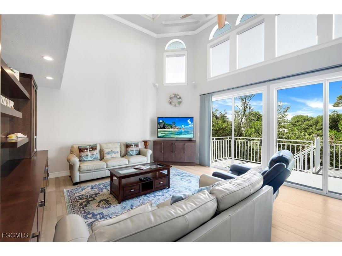 1111 Schooner Place Sanibel FL 33957 2025024630 image9