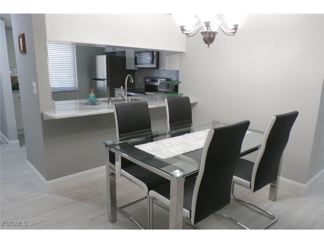 11110 Caravel Circle #101 Fort Myers FL 33908 2025000366 image10