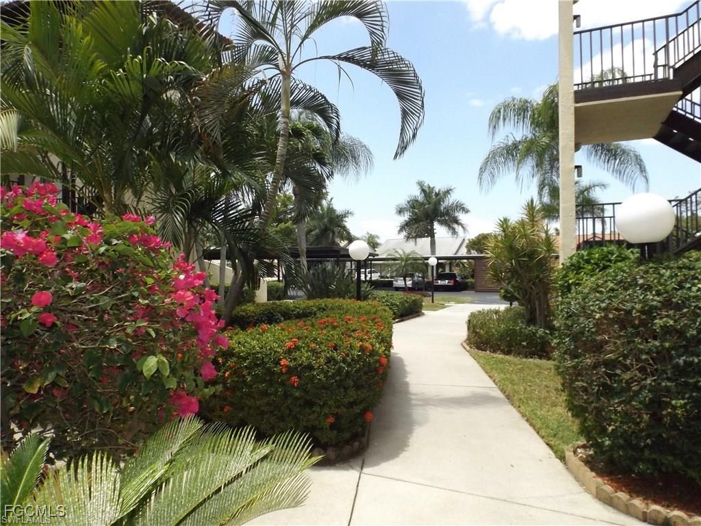 11110 Caravel Circle #101 Fort Myers FL 33908 2025000366 image3