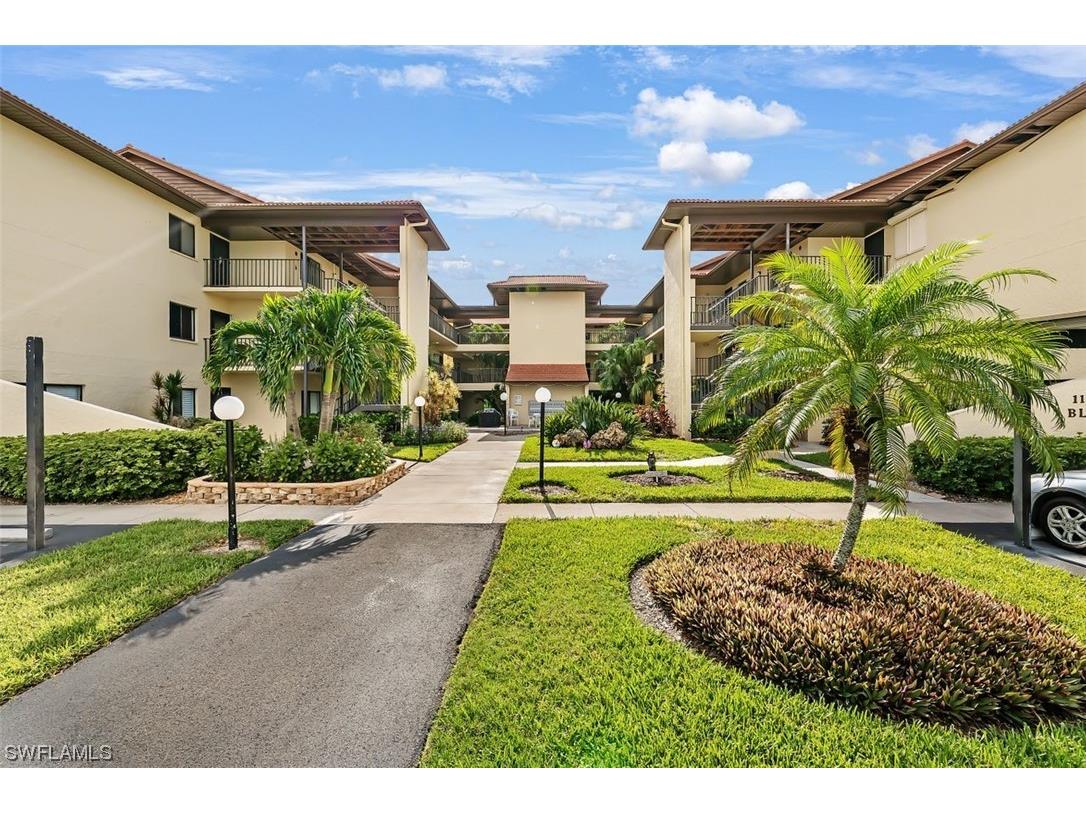 11110 Caravel Circle #105 Fort Myers FL 33908 223050623 image1