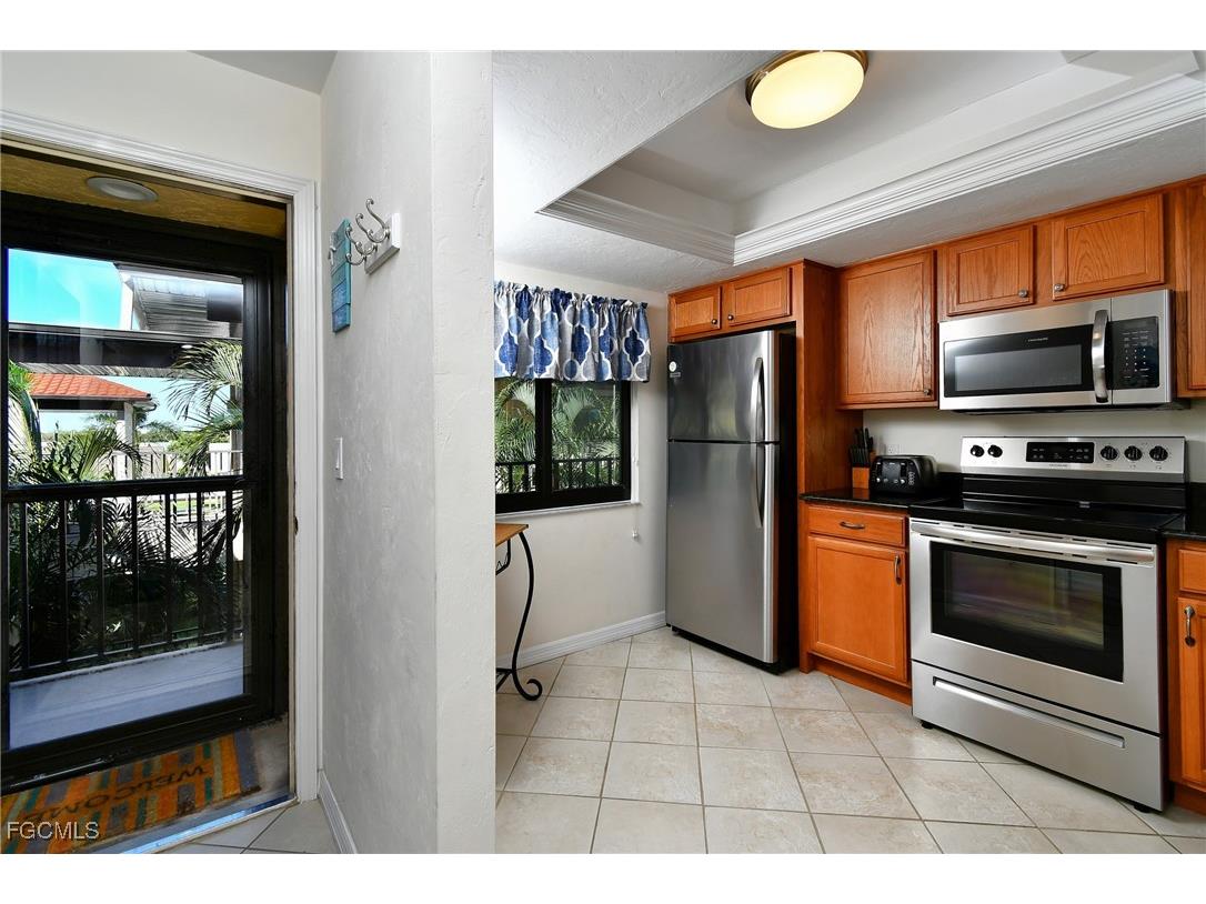 11110 Caravel Circle #306 Fort Myers FL 33908 2025015881 image8