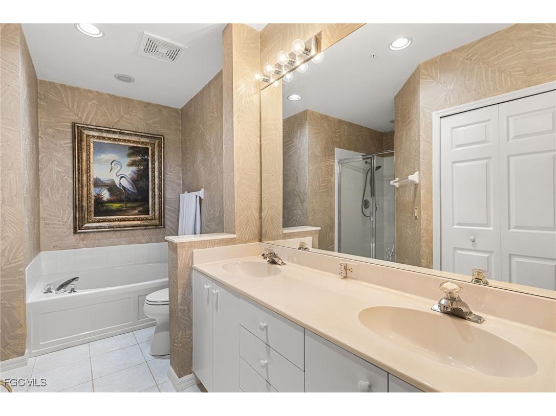 11110 Harbour Yacht Court #33B Fort Myers FL 33908 2025012331 image23