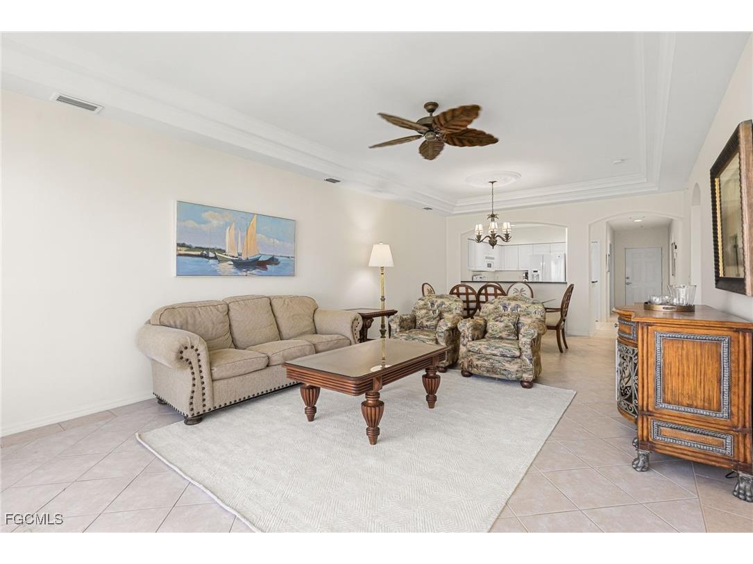 11110 Harbour Yacht Court #33B Fort Myers FL 33908 2025012331 image5