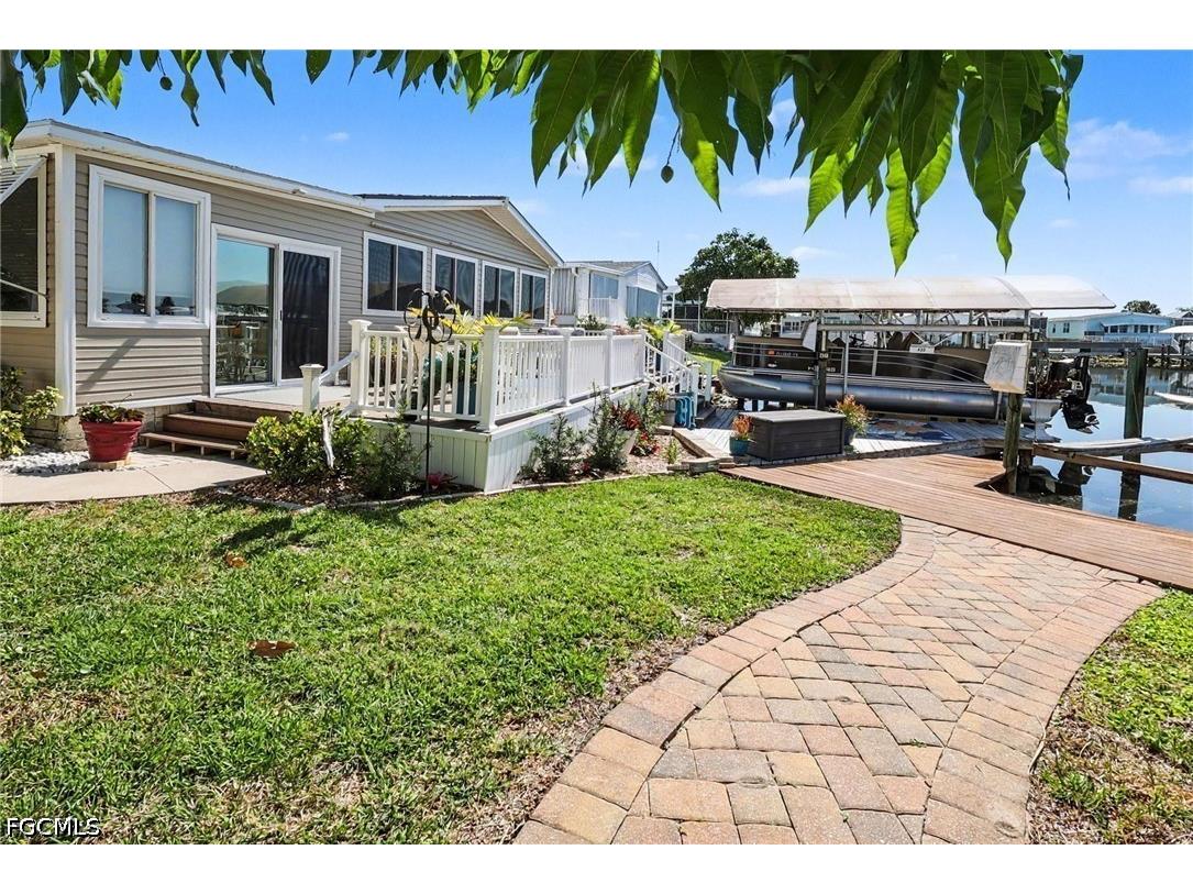 11111 Bayside Lane Fort Myers Beach FL 33931 2026014930 image2