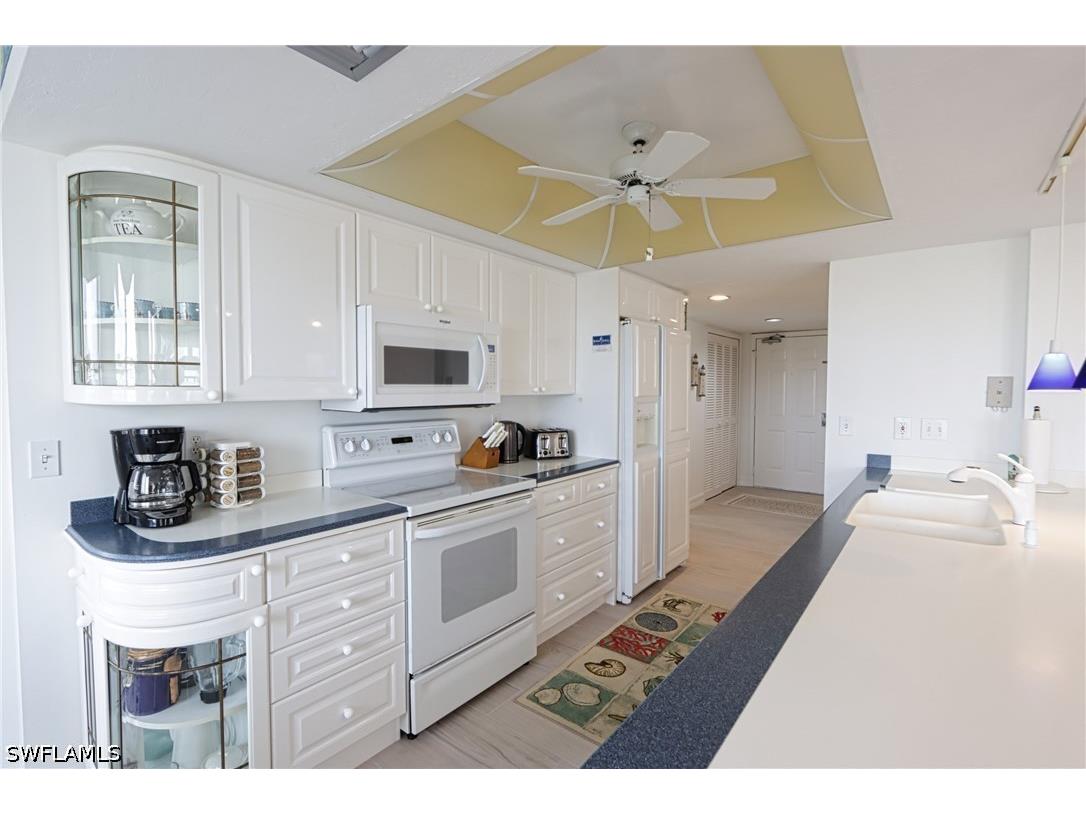 11116 Gulf Shore Drive #601 Naples FL 34108 226024945 image5