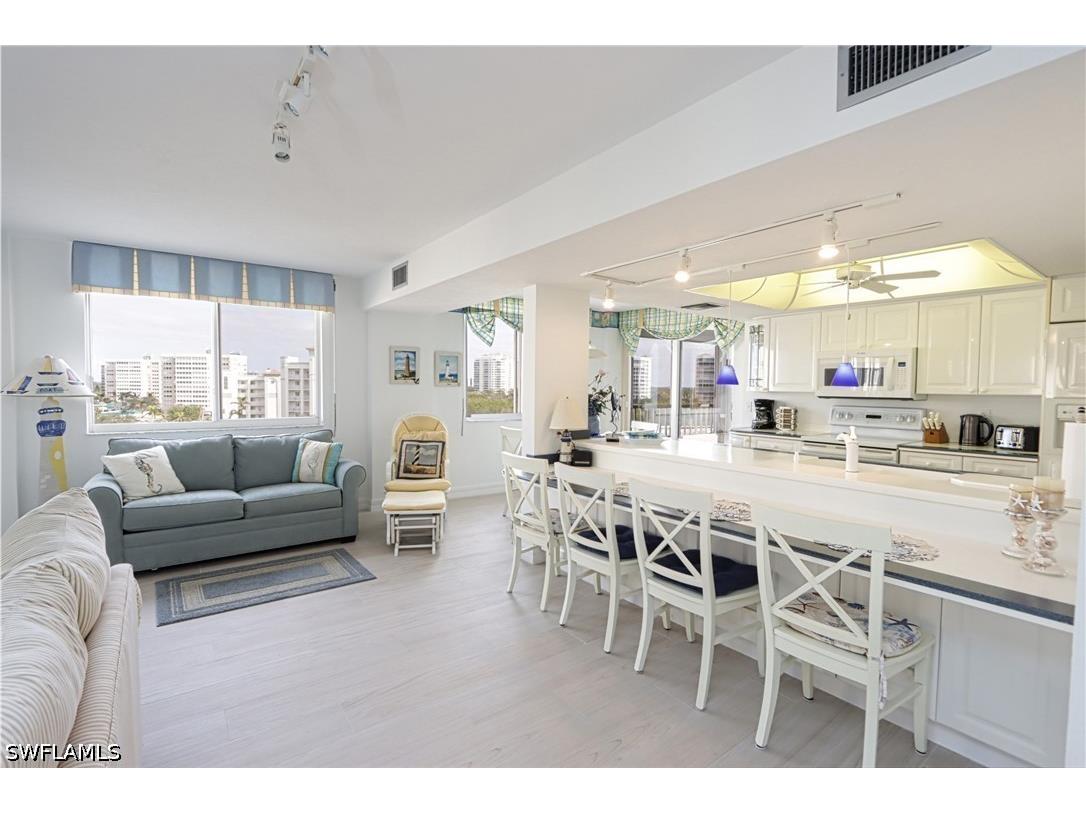 11116 Gulf Shore Drive #601 Naples FL 34108 226024945 image6