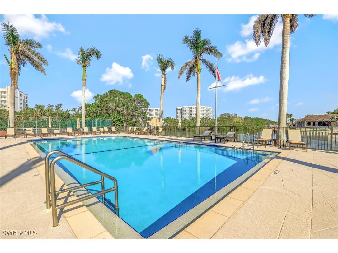 11116 Gulf Shore Drive #B-904 Naples FL 34108 225079852 image33