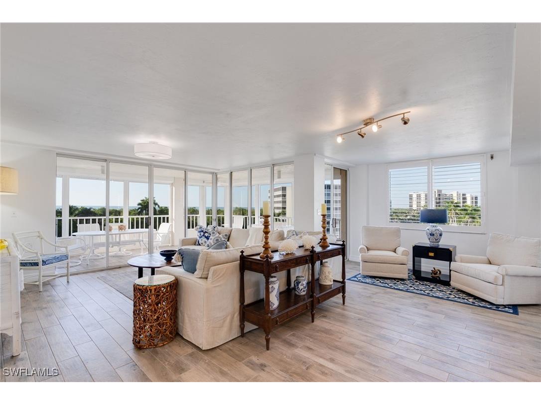 11118 Gulf Shore Drive #A401 Naples FL 34108 226001762 image5