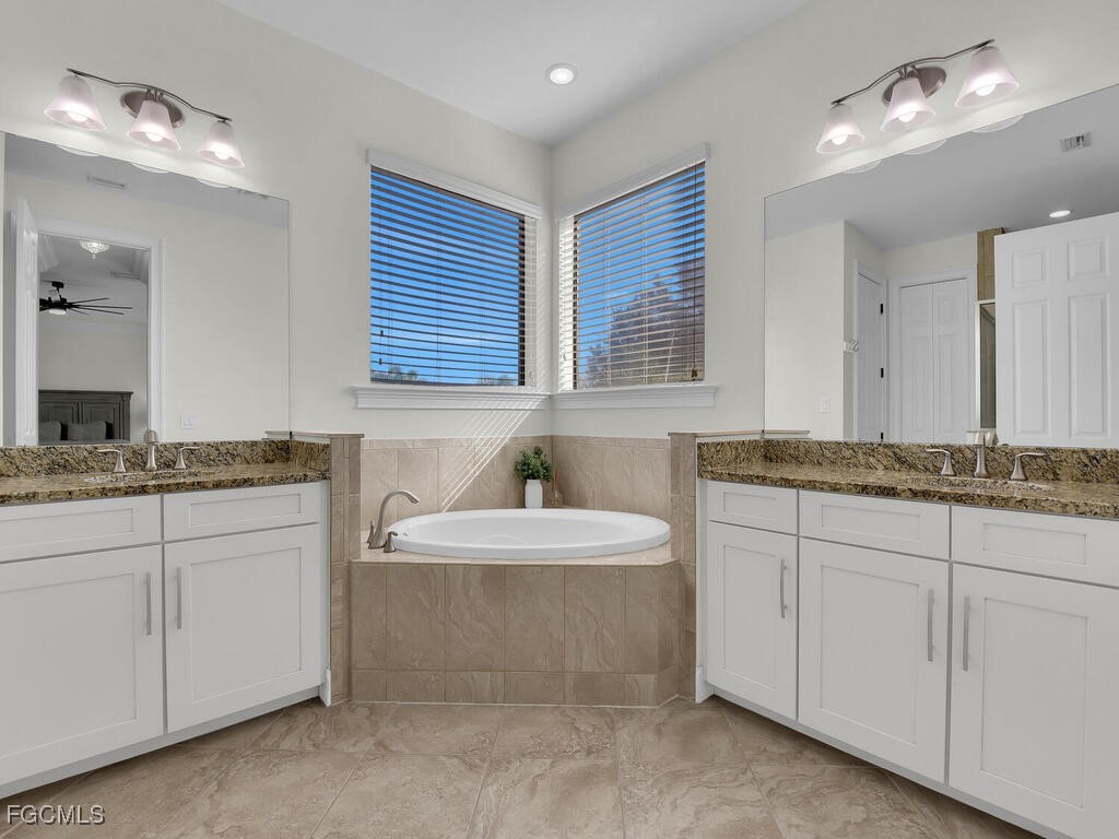 11118 Monte Carlo Boulevard Bonita Springs FL 34135 2026005813 image24