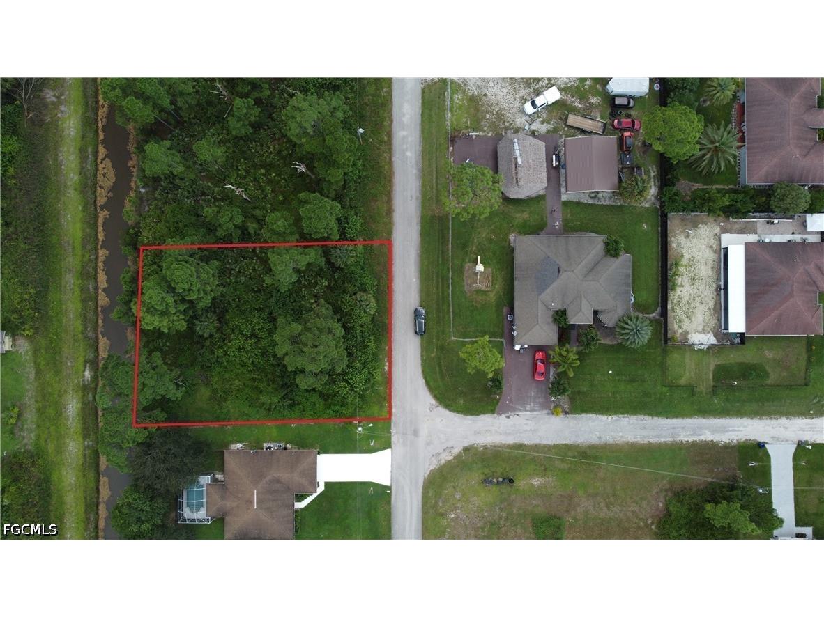 1112 Amherst Street E Lehigh Acres FL 33974 2026015744 image2