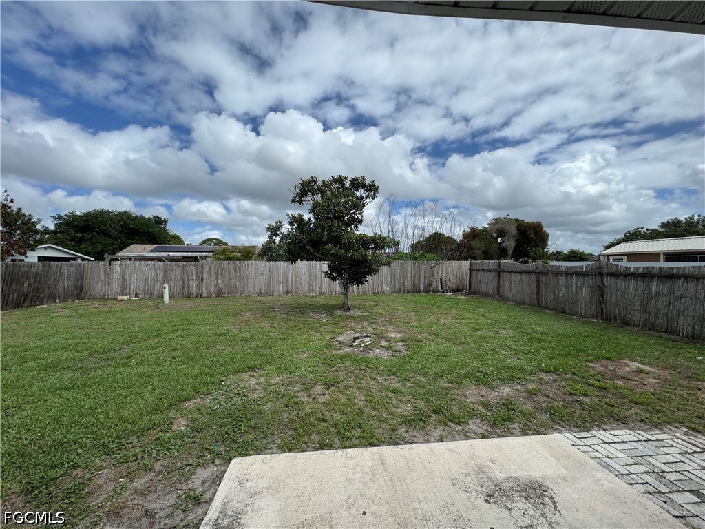 1112 Gifford Avenue S Lehigh Acres FL 33936 2026016406 image2
