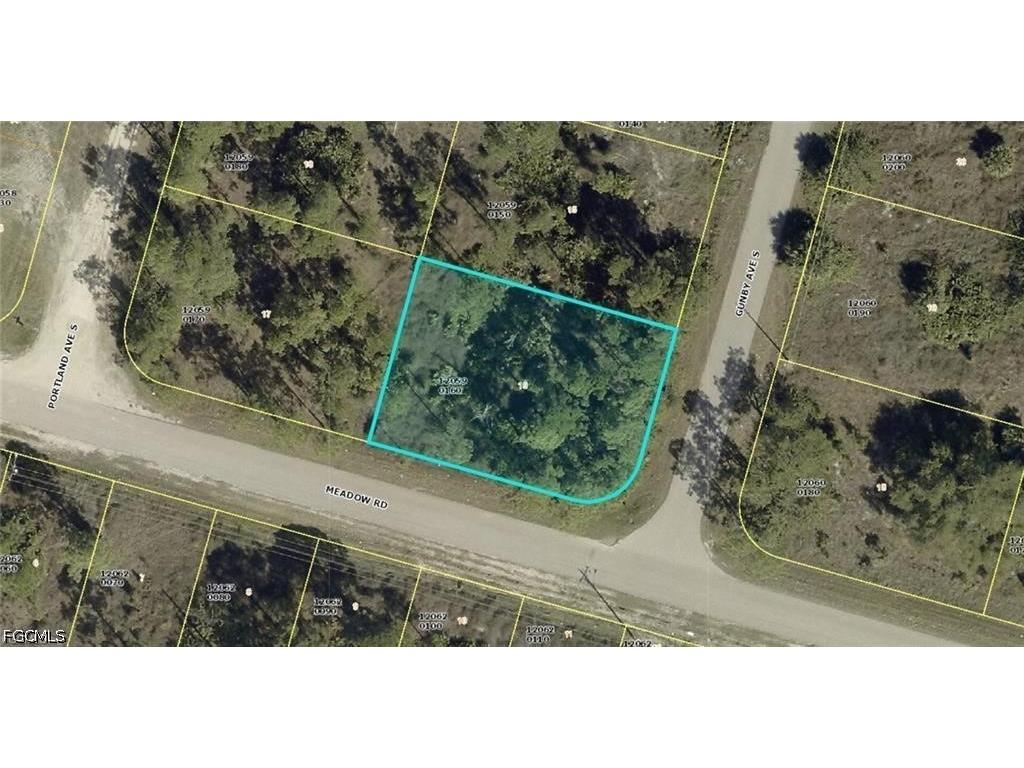 1112 Gunby Avenue S Lehigh Acres FL 33974 2026023405 image2