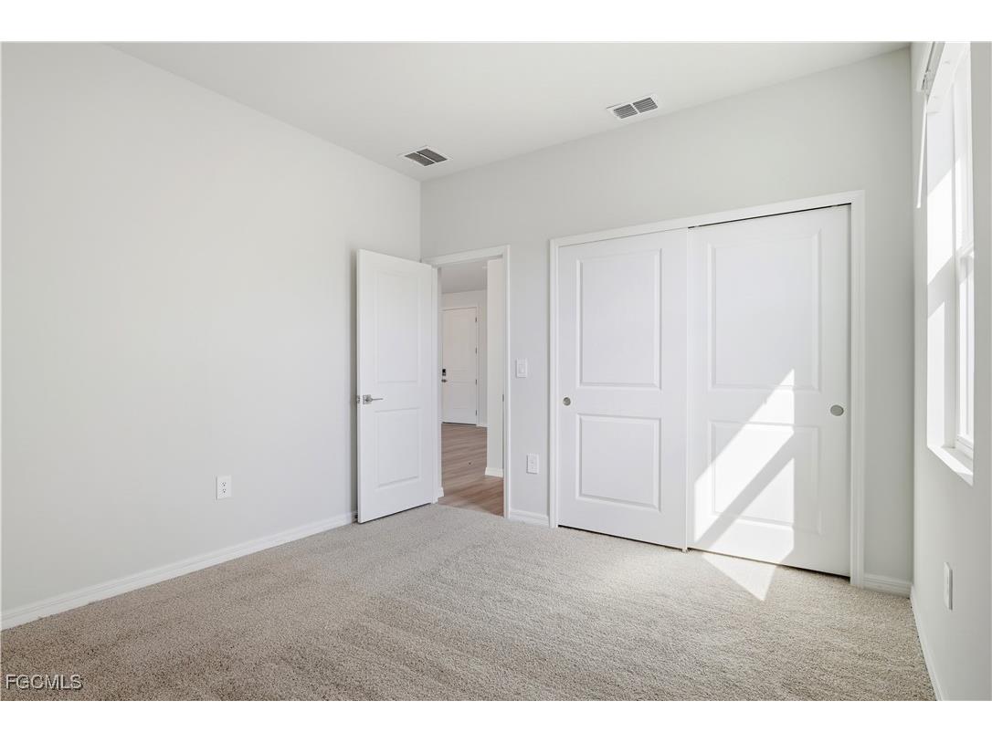 1112 NE 19th Street Cape Coral FL 33909 2025017885 image21