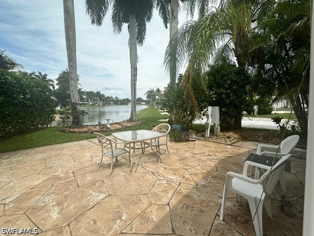 1112 Platinum Lake Lane Naples FL 34114 226019505 image8