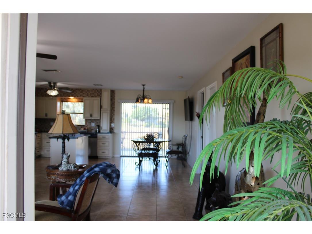 1112 SW 11th Court Cape Coral FL 33991 2025021008 image3