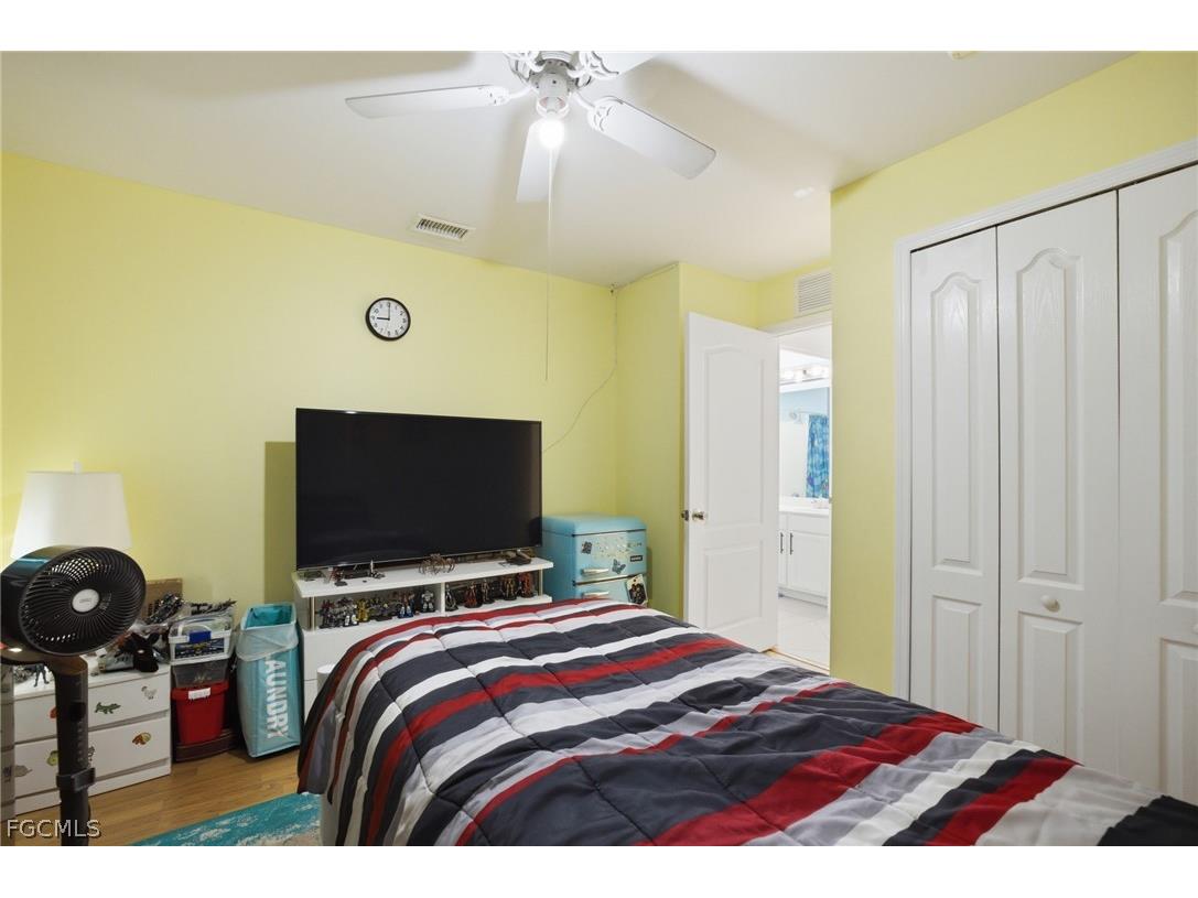 1112 SW 9th Court Cape Coral FL 33991 2026012778 image22