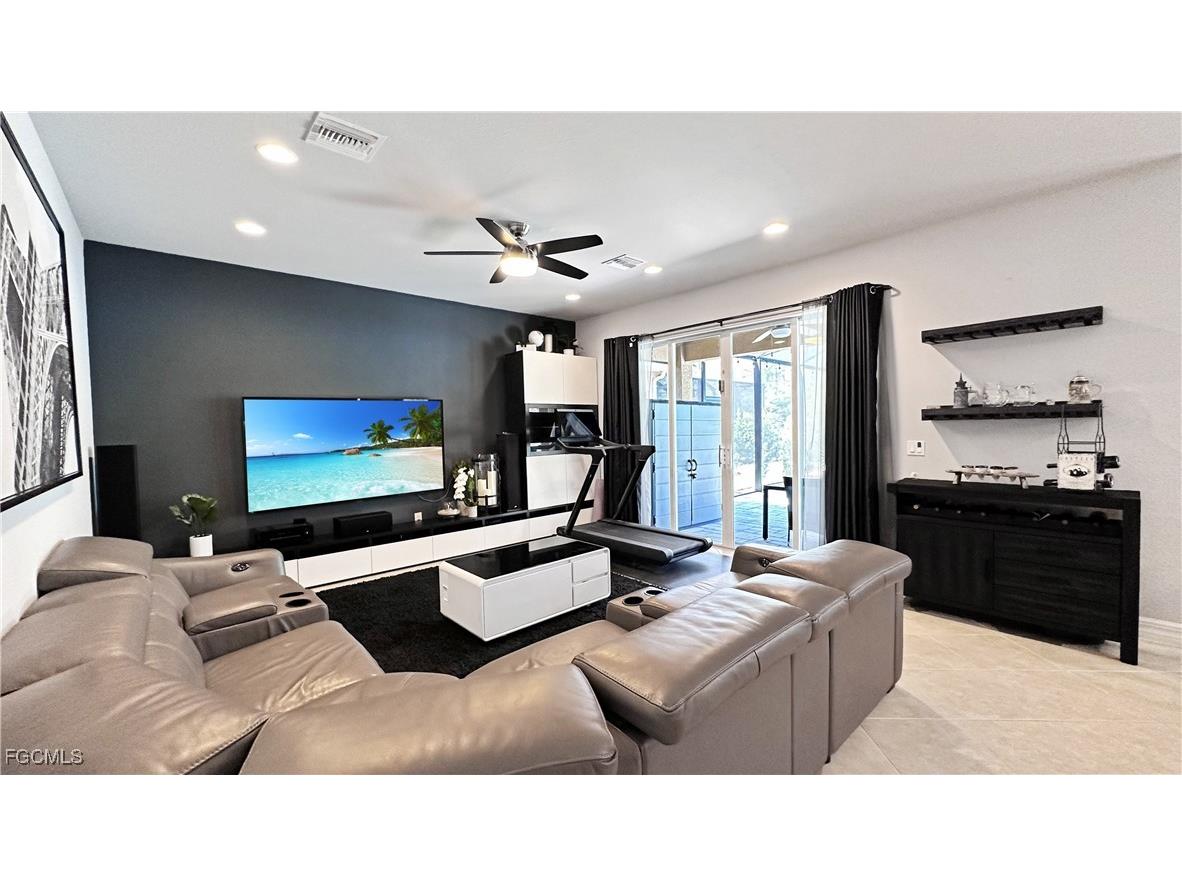 11120 Sparkleberry Drive Fort Myers FL 33913 2025005852 image12