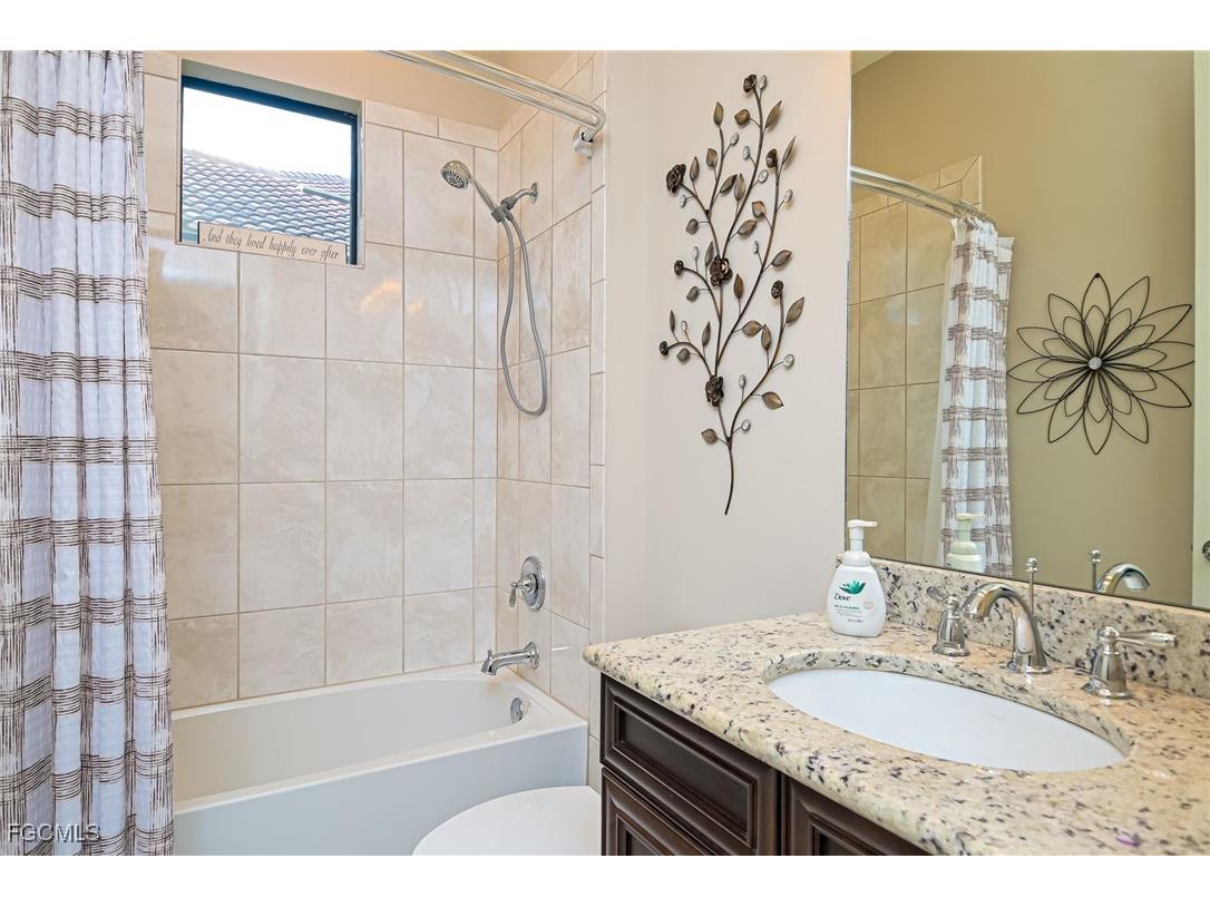 11122 Esteban Drive Fort Myers FL 33912 2026006277 image19