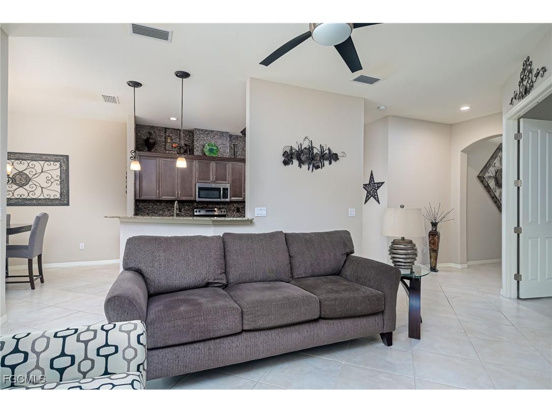 11122 Esteban Drive Fort Myers FL 33912 2026006277 image5