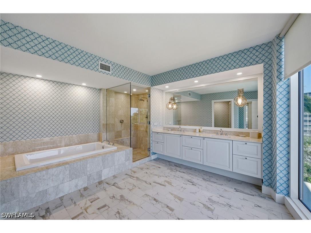 11125 Gulf Shore Boulevard #308 Naples FL 34108 226013519 image25