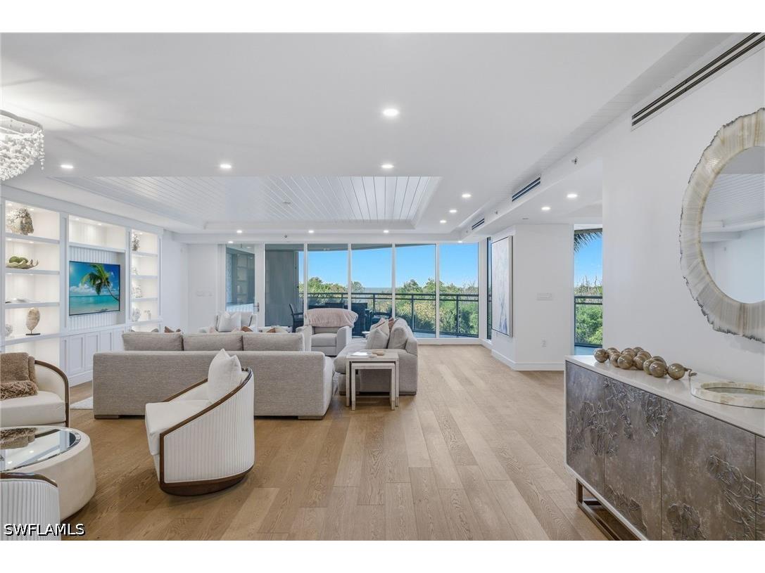 11125 Gulf Shore Boulevard #308 Naples FL 34108 226013519 image8