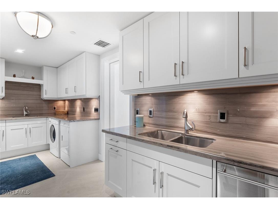 11125 Gulf Shore Drive #701 Naples FL 34108 224080895 image18