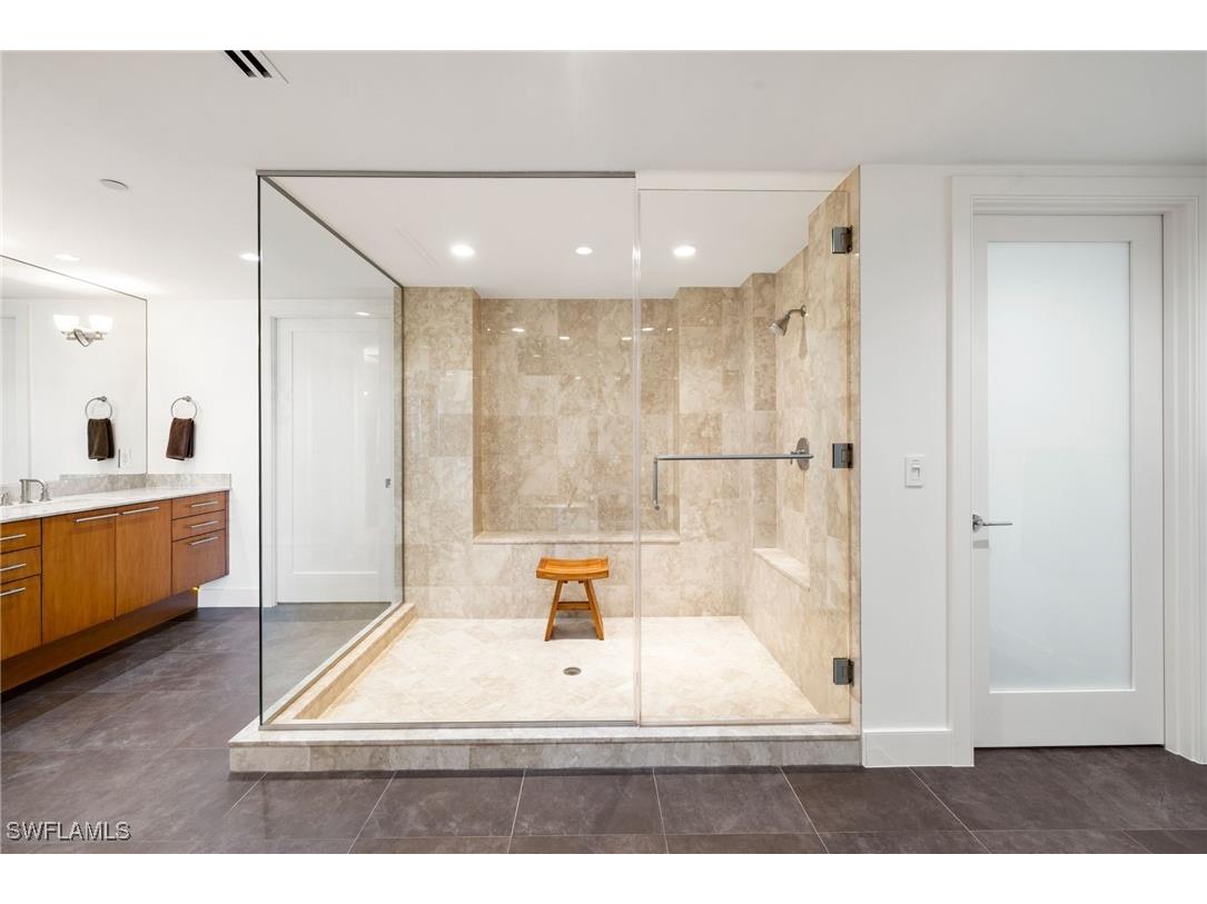 11125 Gulf Shore Drive #PH-7 Naples FL 34108 225074302 image27