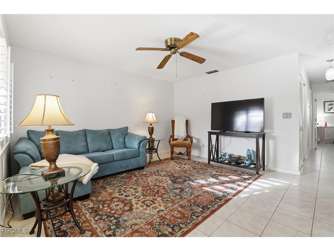 1113 Cape Coral Parkway W #102 Cape Coral FL 33914 2025017366 image16