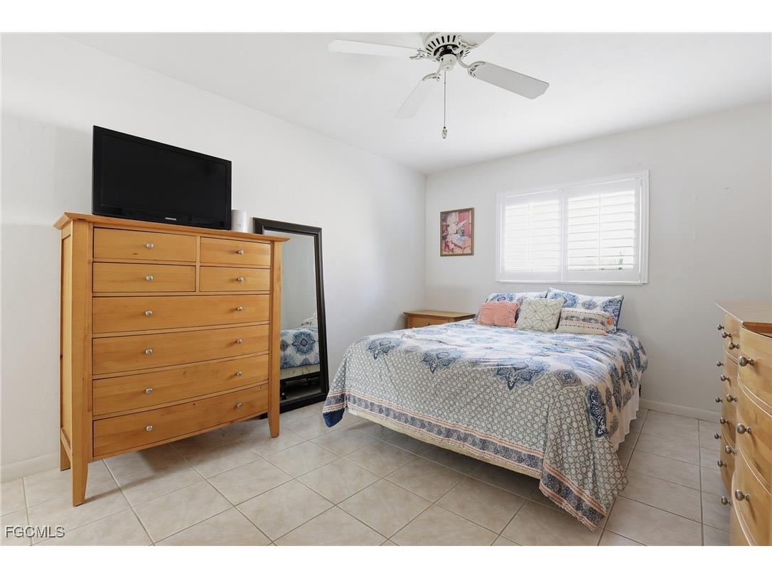 1113 Cape Coral Parkway W #102 Cape Coral FL 33914 2025017366 image17