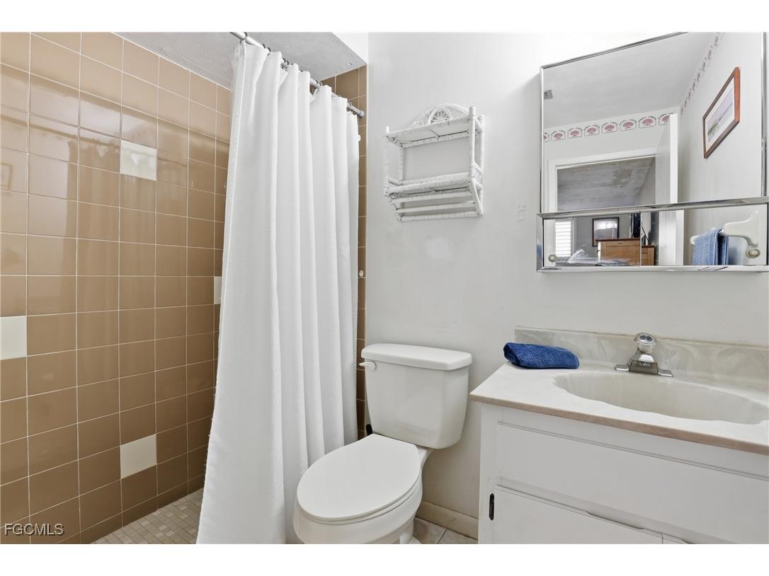 1113 Cape Coral Parkway W #102 Cape Coral FL 33914 2025017366 image20