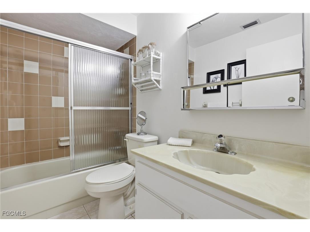 1113 Cape Coral Parkway W #102 Cape Coral FL 33914 2025017366 image24