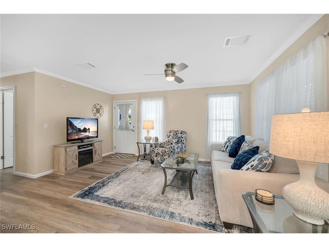 1113 Diamond Lake Circle Naples FL 34114 225081162 image4