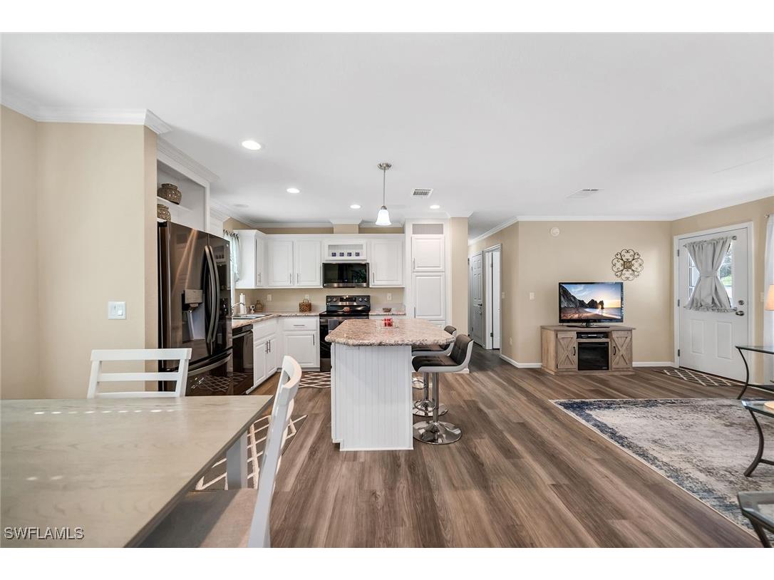 1113 Diamond Lake Circle Naples FL 34114 225081162 image6