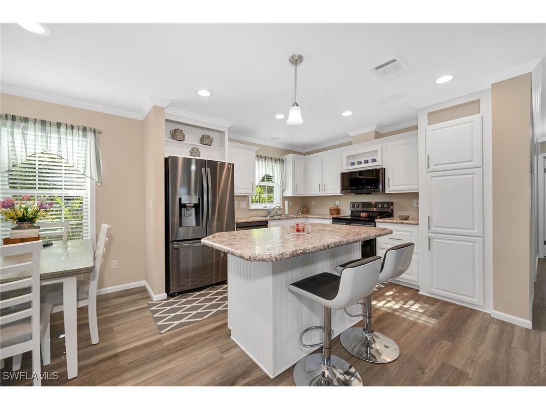 1113 Diamond Lake Circle Naples FL 34114 225081162 image8