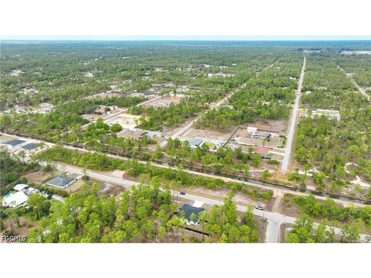 1113 E 12th Street Lehigh Acres FL 33972 2026023851 image3