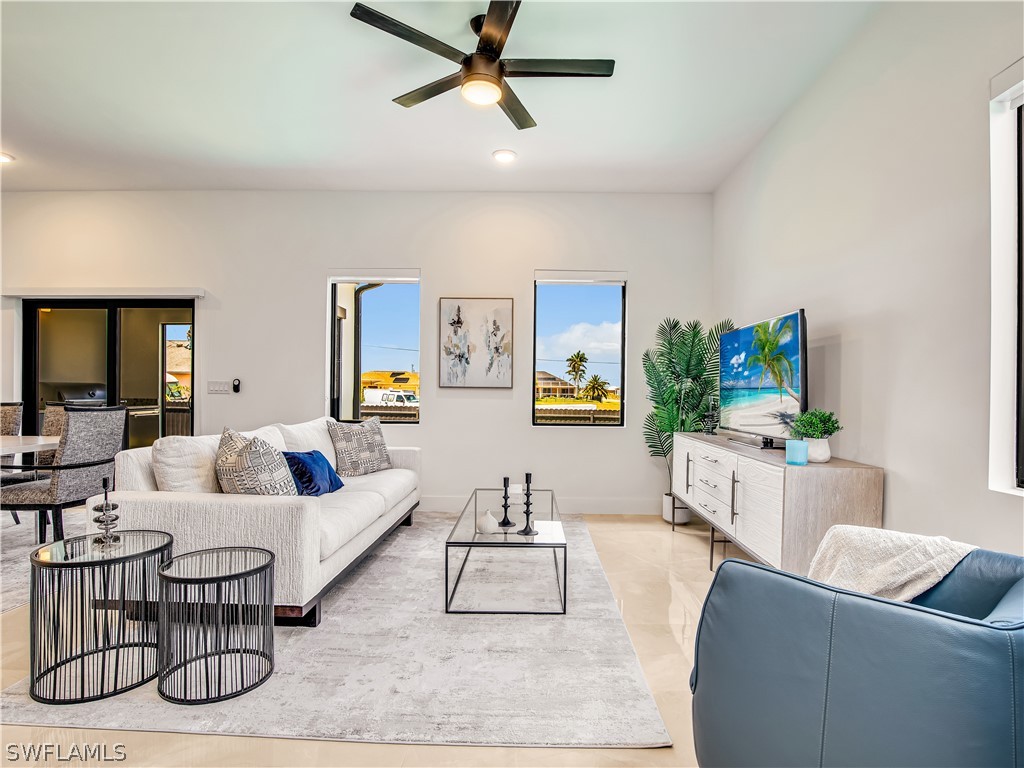 1113 NE 2nd Avenue Cape Coral FL 33909 226009488 image3