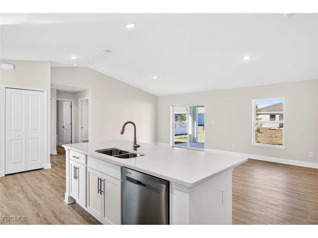 1113 NW 12th Terrace Cape Coral FL 33993 2026004868 image11