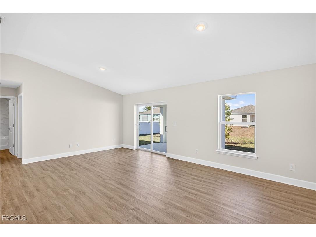 1113 NW 12th Terrace Cape Coral FL 33993 2026004868 image18