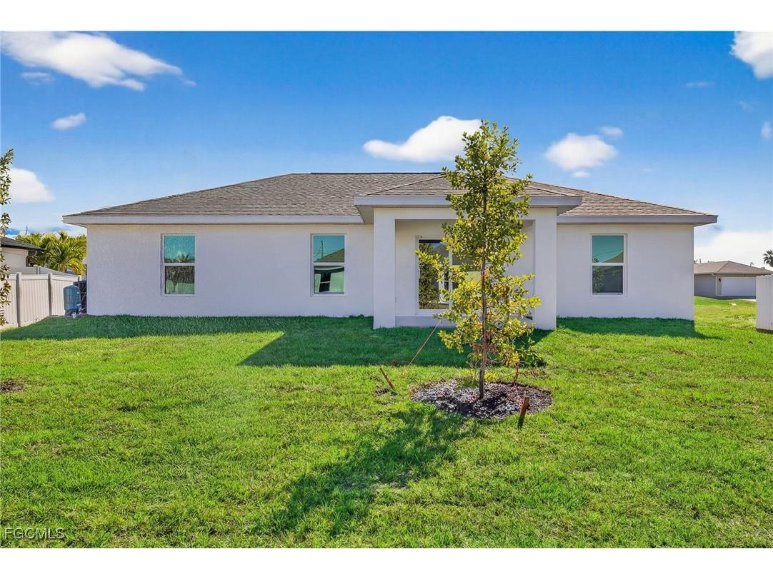 1113 NW 12th Terrace Cape Coral FL 33993 2026004868 image25