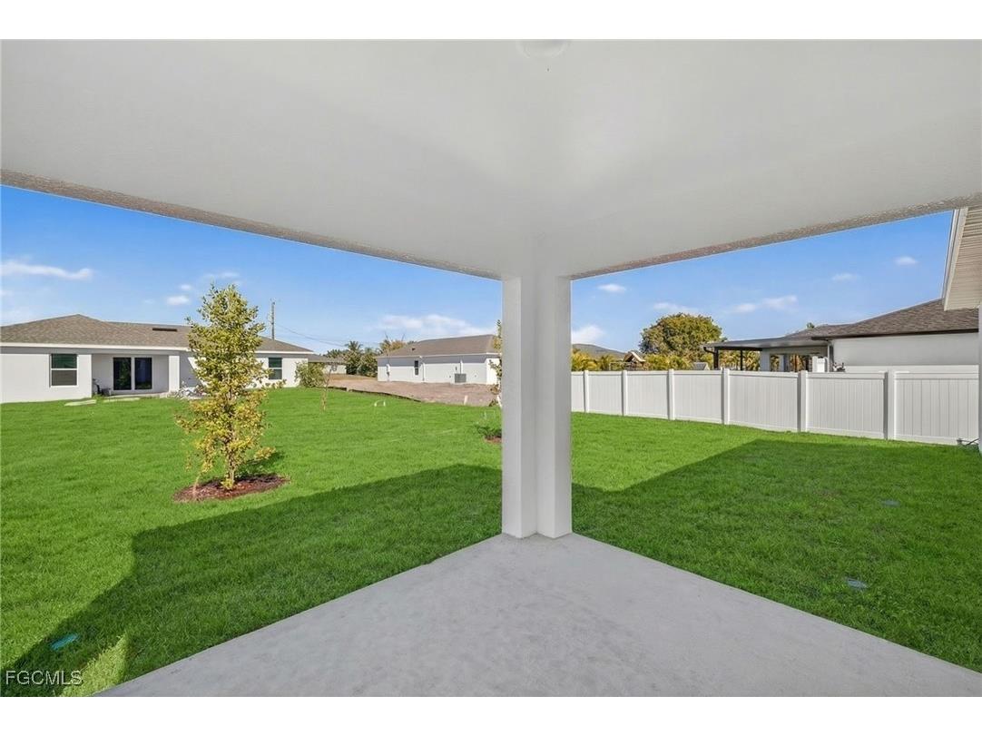 1113 NW 12th Terrace Cape Coral FL 33993 2026004868 image27