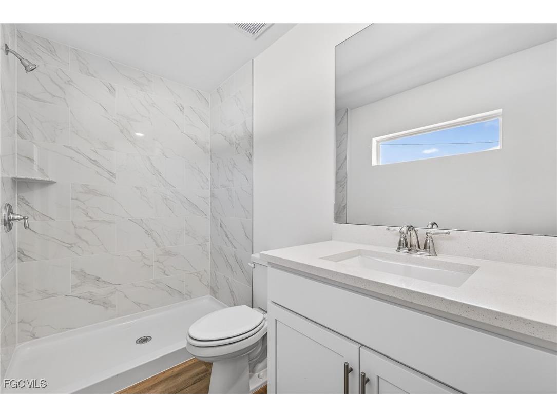 1113 NW 12th Terrace Cape Coral FL 33993 2026004868 image6