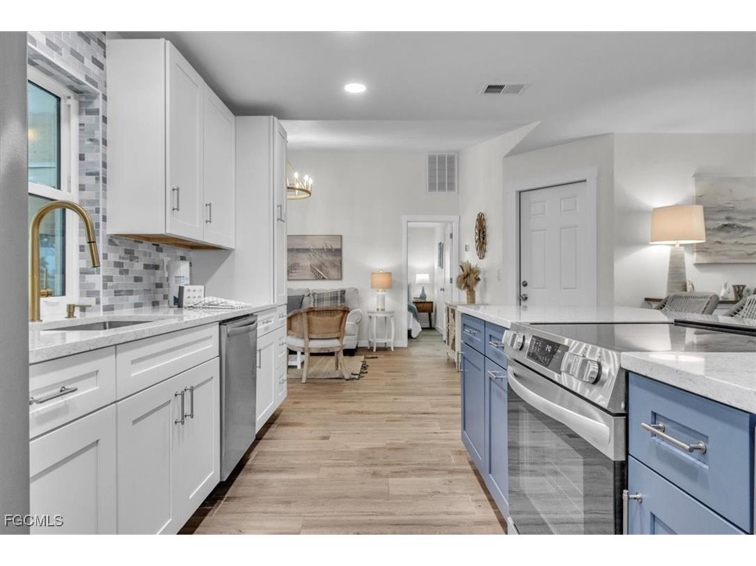 1113 SE 17th Street Cape Coral FL 33990 2025018950 image13