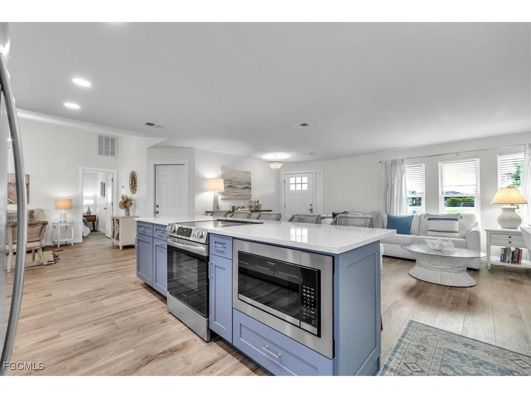 1113 SE 17th Street Cape Coral FL 33990 2025018950 image14